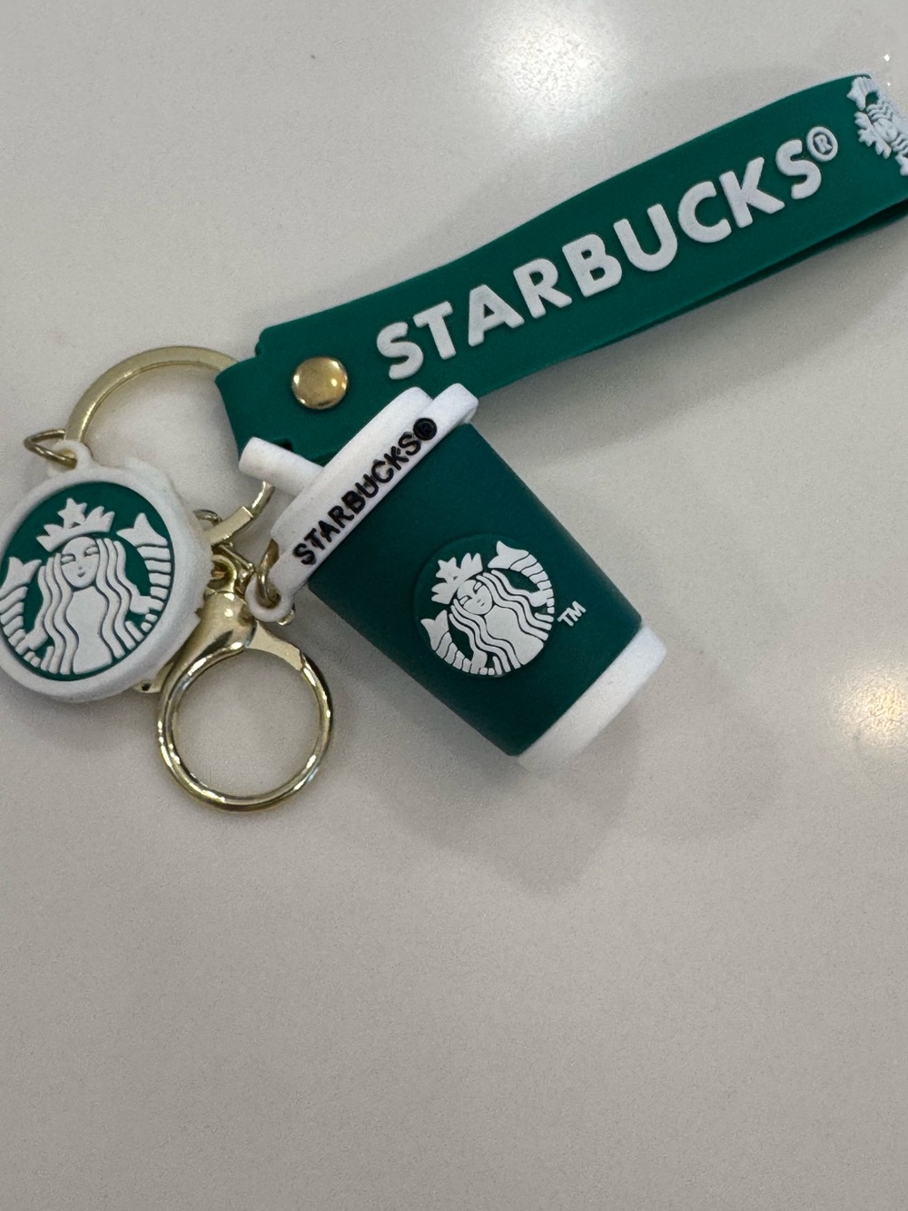 Starbucks Green Cup Logo Keychain/Bag Charm - Picture 1 of 4